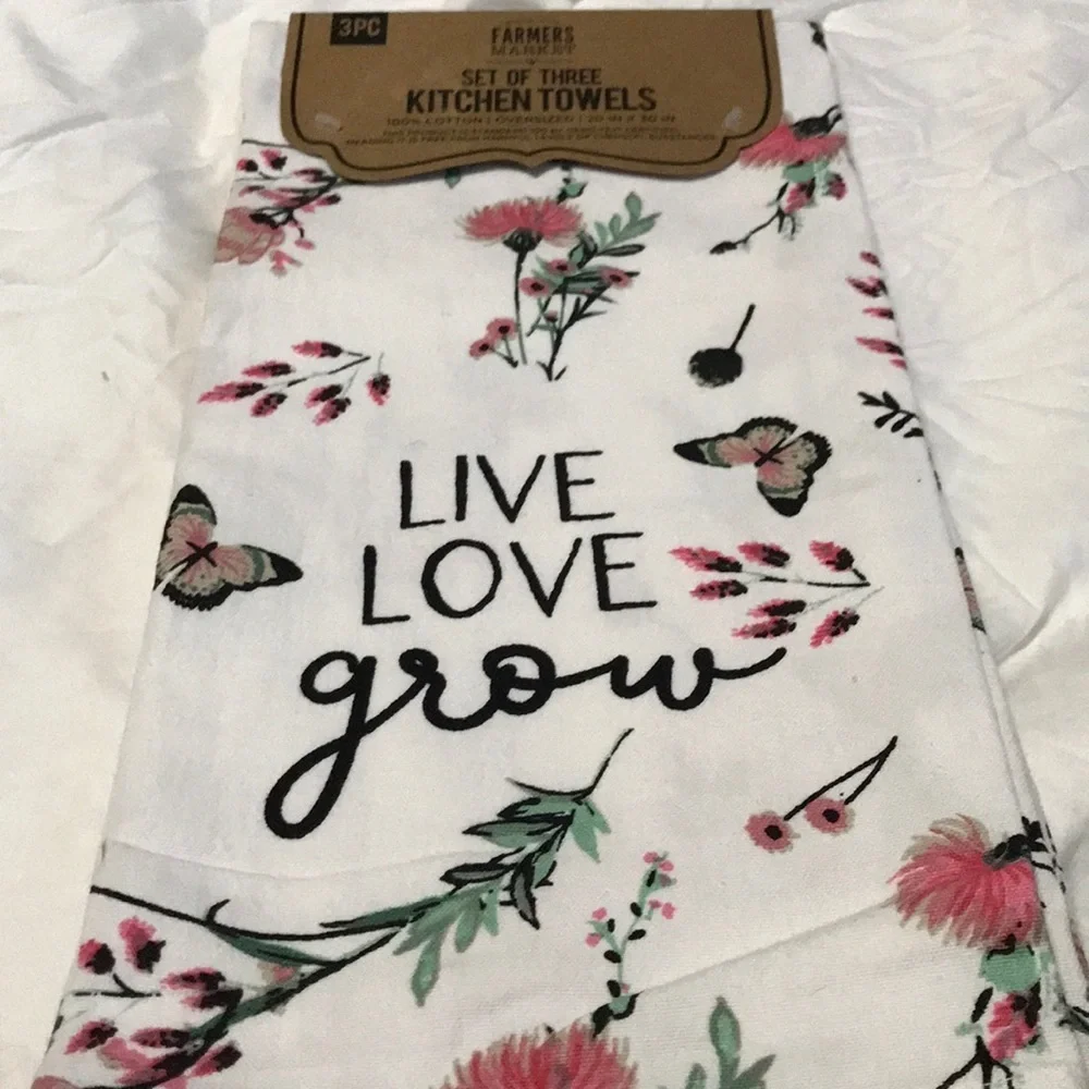 NWT Butterflies Kitchen Towels 3pc 💓💕